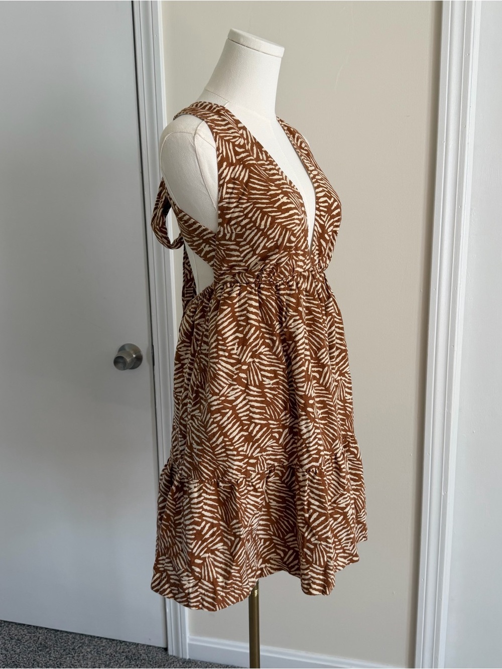 Sold - Picture 3 of 11